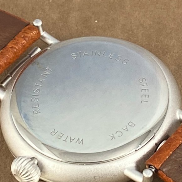 Vintage Eddie Bauer Rock Climbers Watch Sports Watch with Crystal Guard - Picture 7 of 7